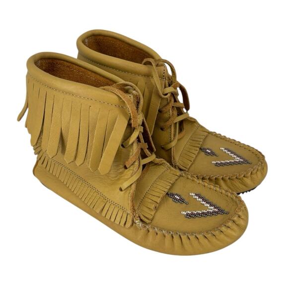 Manitobah Mukluks Harvester Moccasin Nubuck Booties Fringe Womens Size 8 - Picture 1 of 10